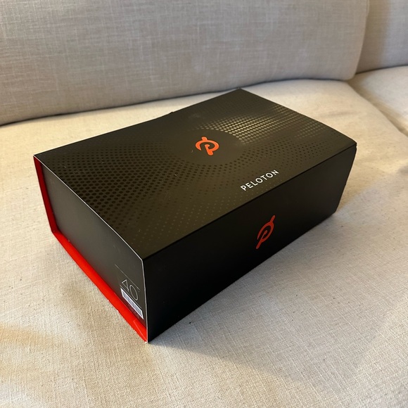 Peloton Cycling Shoe - Picture 5 of 6